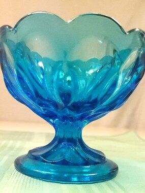 Indiana Glass Horizon Blue Teardrop Pattern Sherbet Dish Pedestal Dessert Bowl